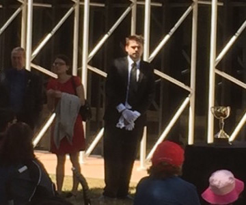 brad-guarding-melbourne-cup-trophy-1